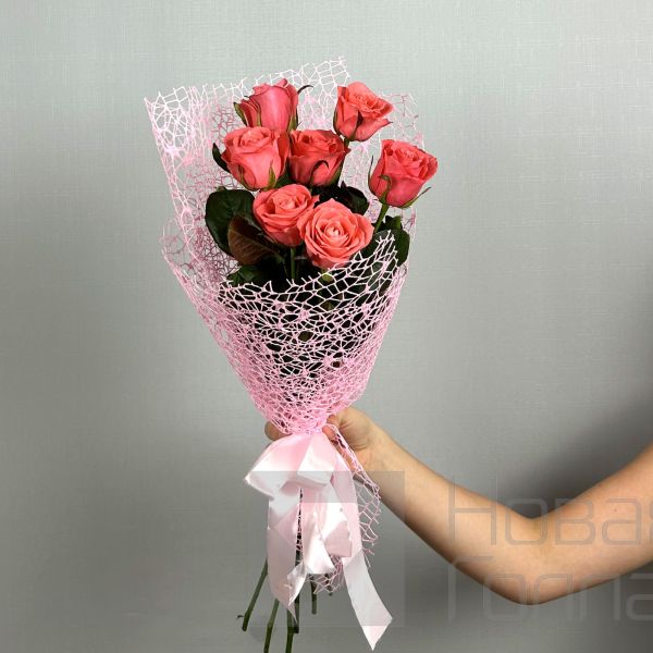 Букет из 7 коралловых роз (9)