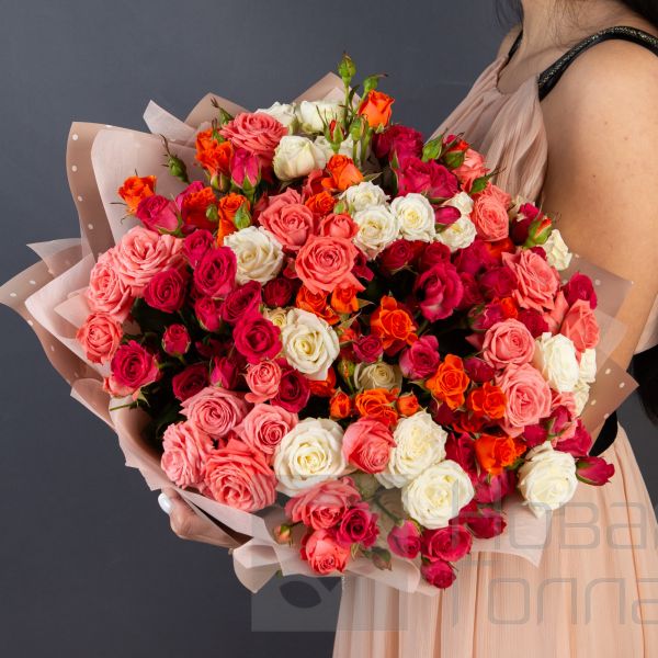 Букет 27 кустовых роз ассорти