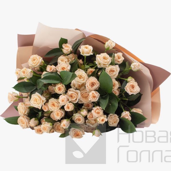 Букет 15 кремовых кустовых роз