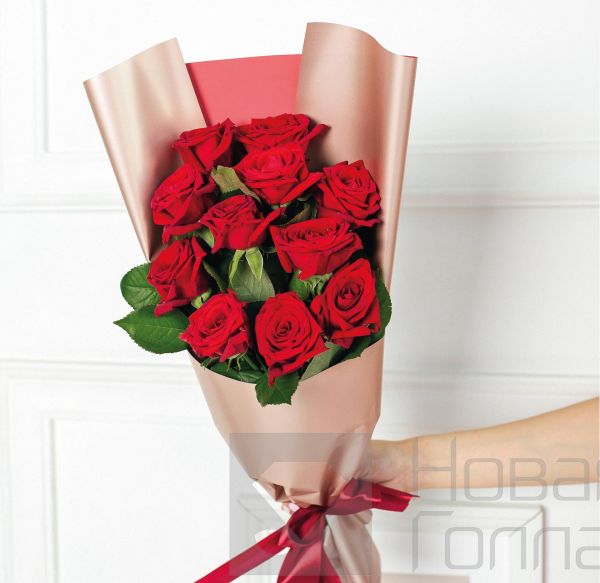 Букет 11 красных роз 40 см.(2)